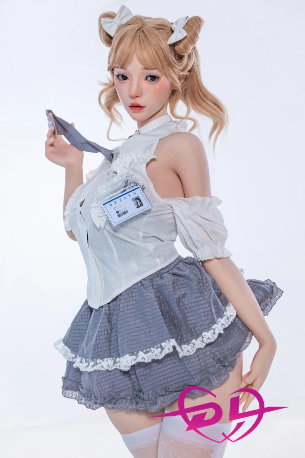 alt="キャラクター ラブドール 青棠1号"