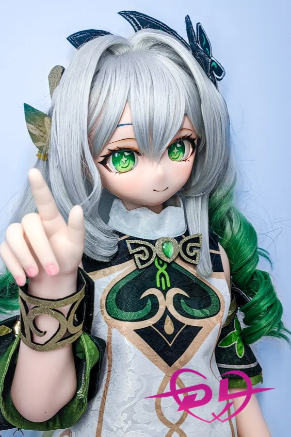 ナヒーダ 白い肌 人形  ラブドール