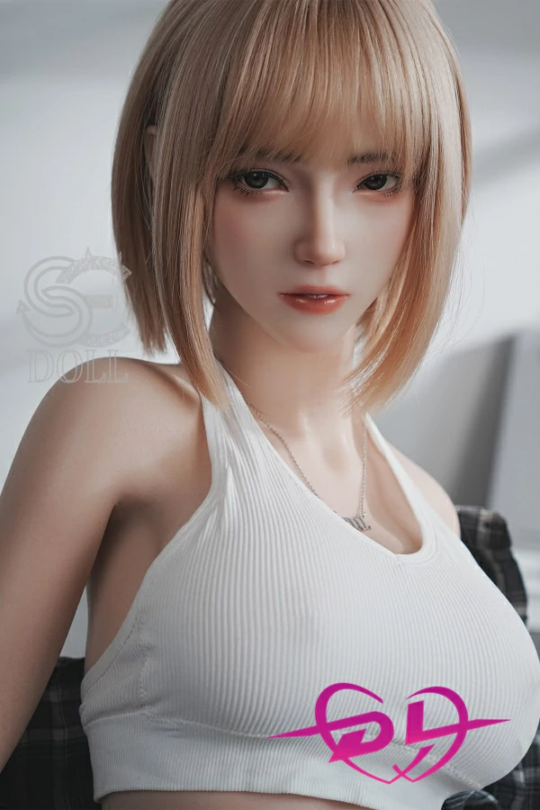 等身 大  フィギュア Bridget.A
