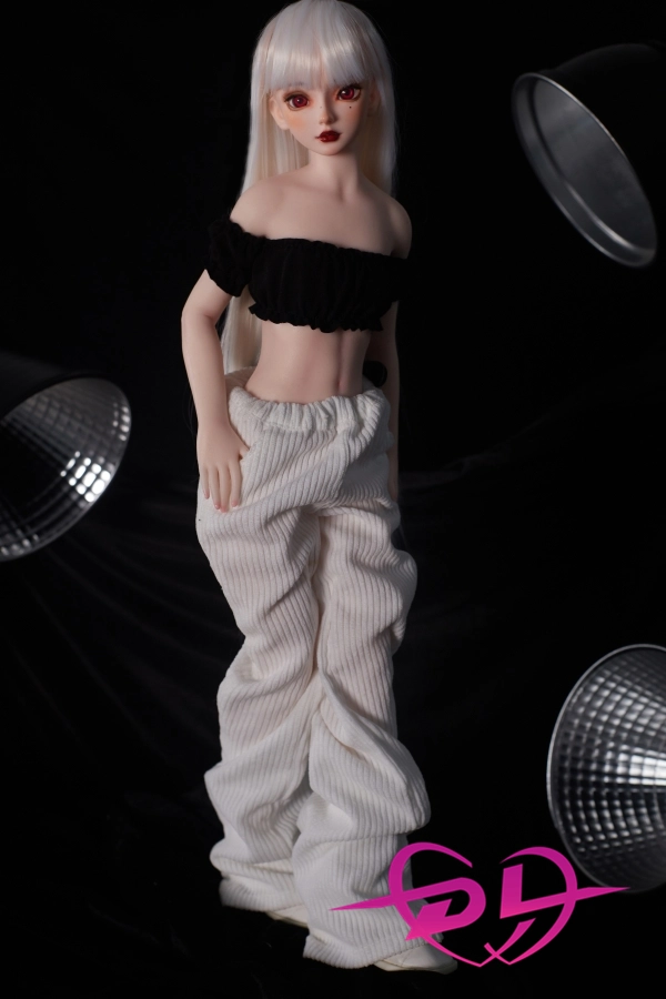 白髪 白いお尻 セックス ラブドール