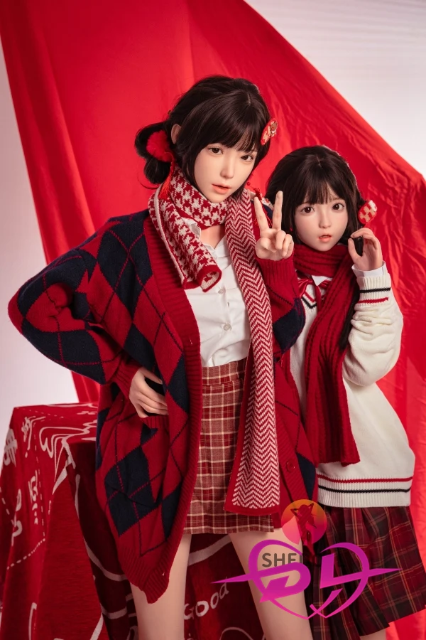 新年洛小乙2.0リアルドール セックス