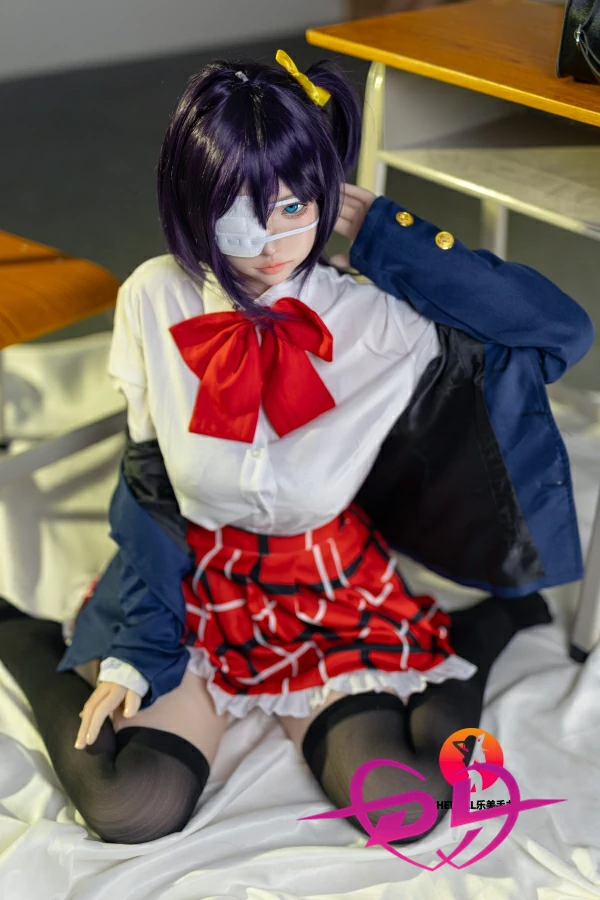 リアル ダッチワイフ 小鳥遊 六花cos