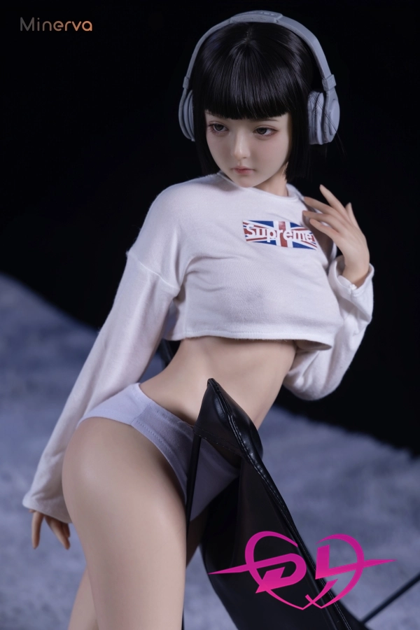 従順な娘 人形  ラブドール