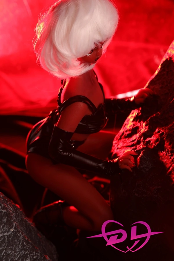 修羅の ラブドール 女性 かわいい