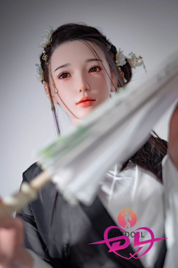 最 高級 ラブドール 阿初 1号メイク