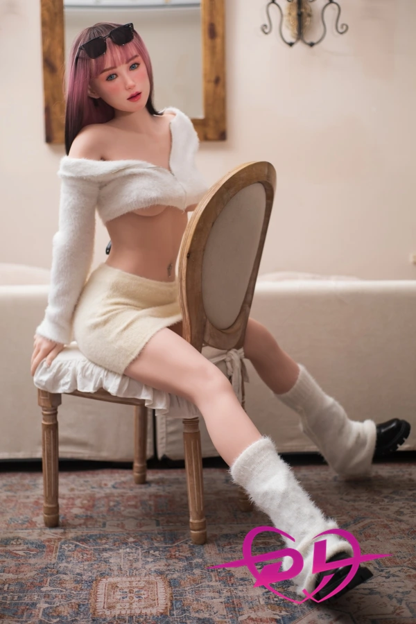 無垢で純情な従妹 ラブドール 女性 かわいい