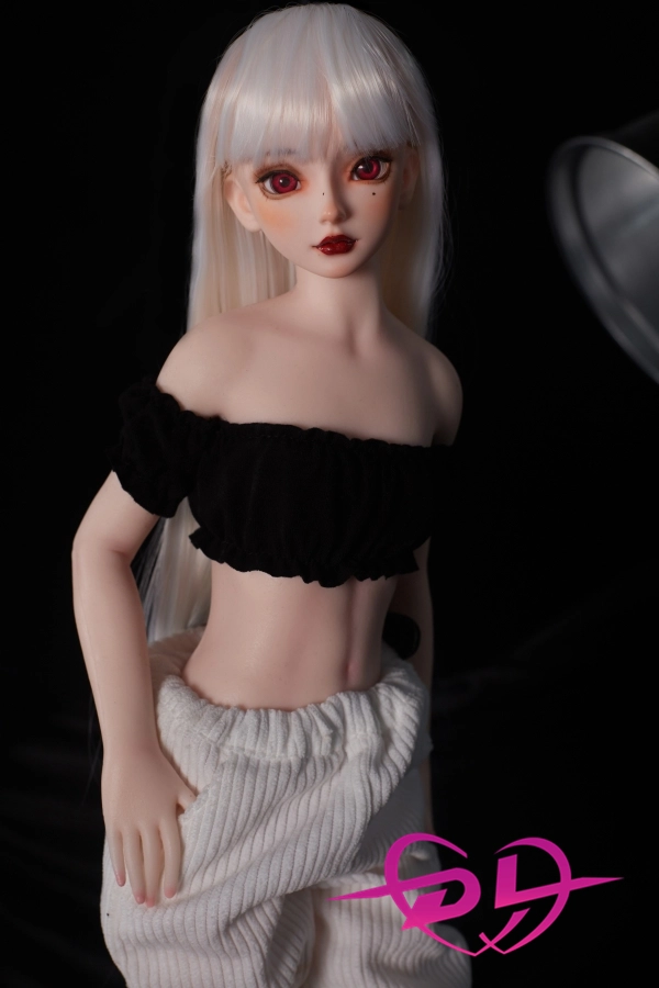 白髪 白いお尻 キャラクター ラブドール