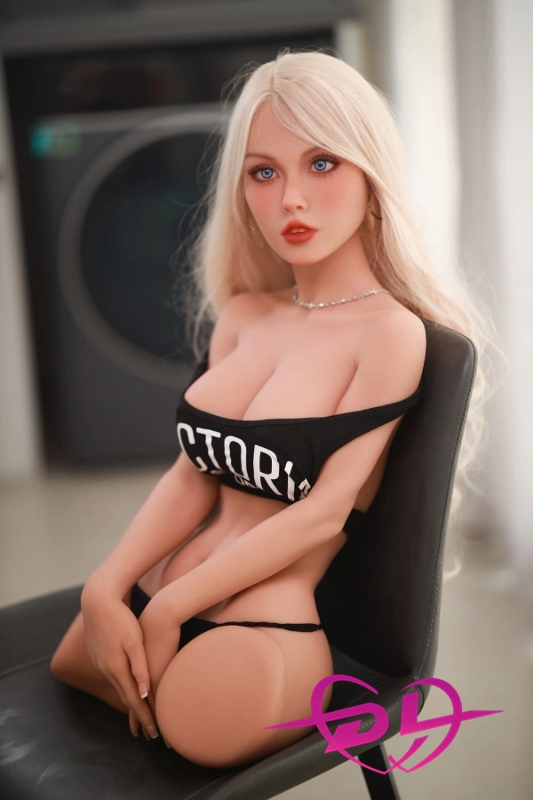 Fire Doll B4 TPE製オナホドール