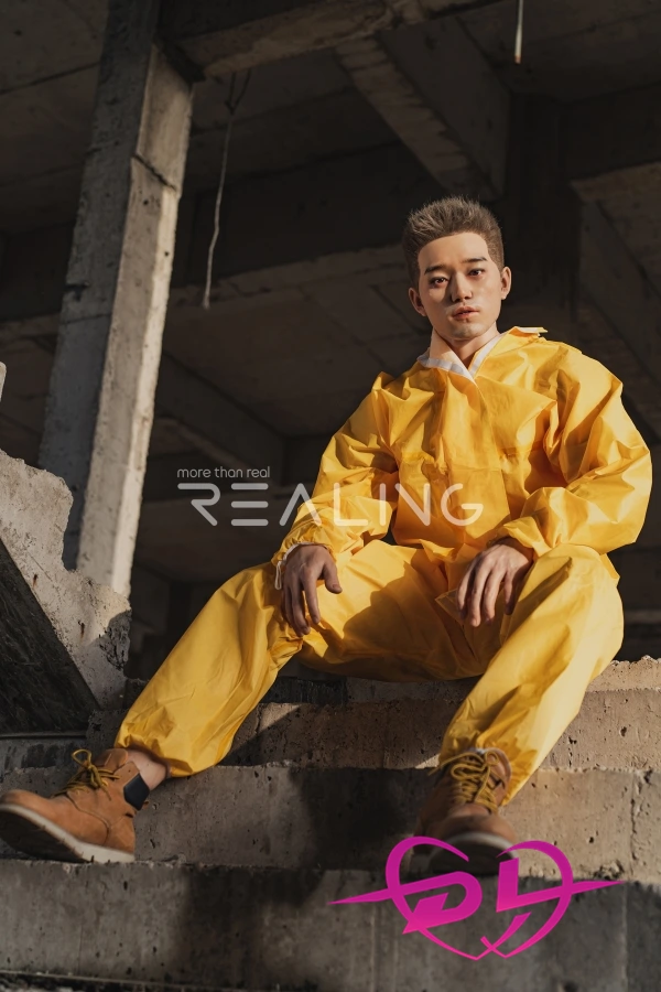 Realing 赞恩 筋肉型セックス人形