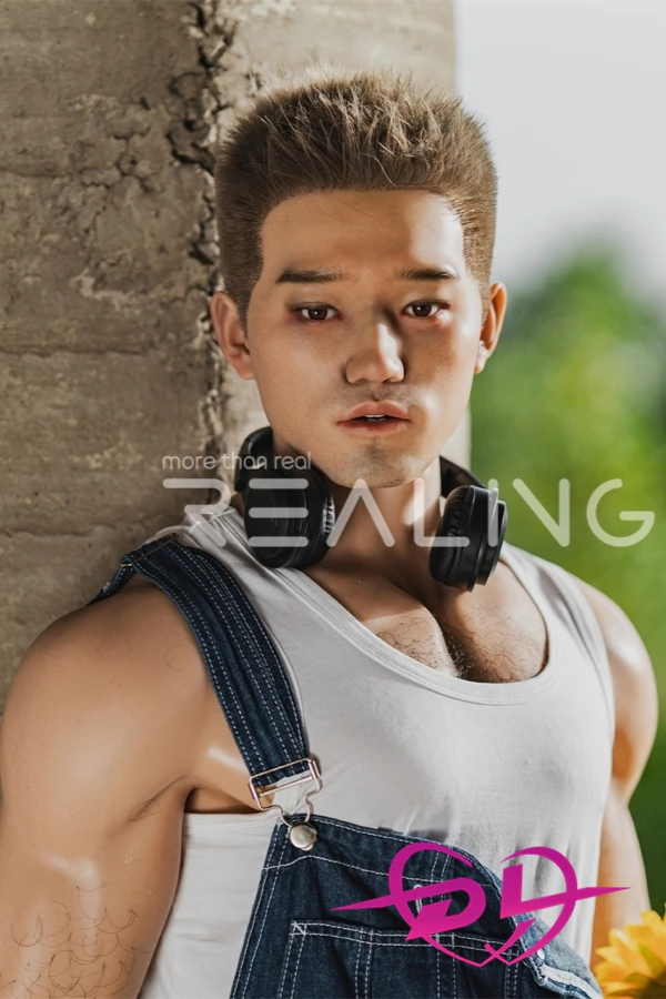 alt="Realing 赞恩"