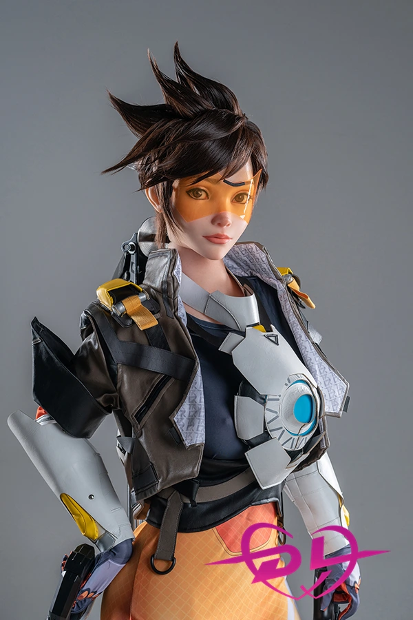 巨乳ドール Tracer GameLady