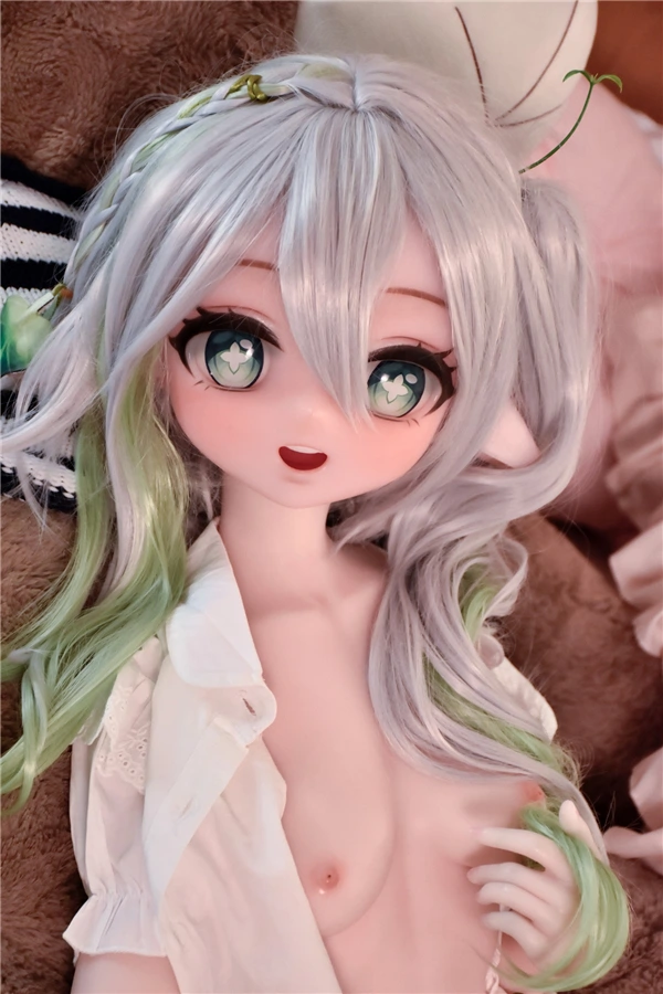 alt="ドール 等身 大 赤坂香织 丸顔"