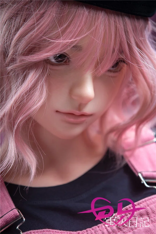 ラブドール かわいい 菜菜子 ピンクの髪