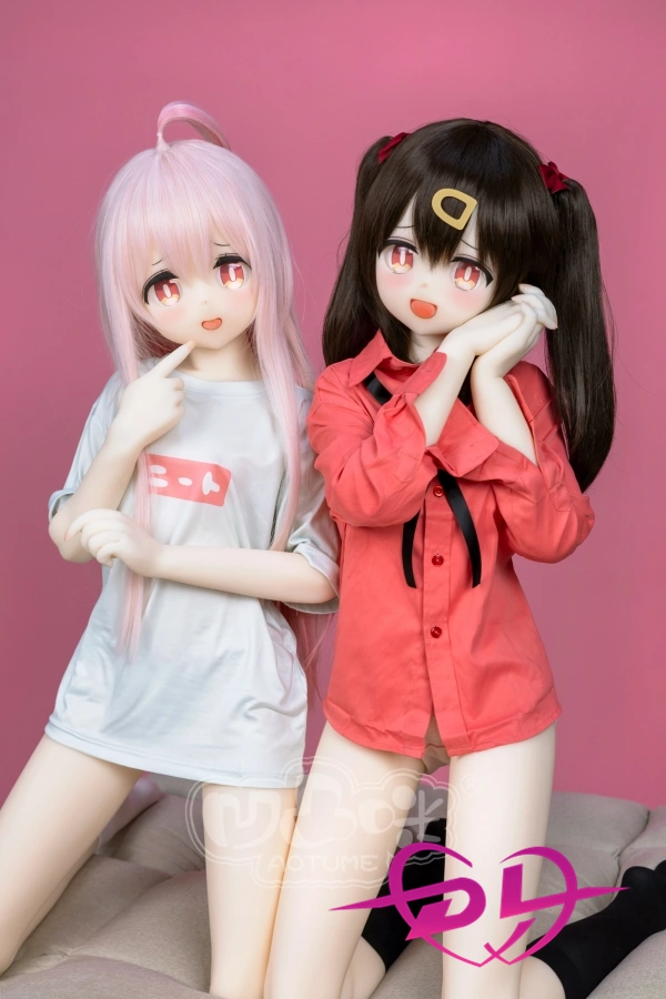 129号 Tシャツ 綺麗系 人形