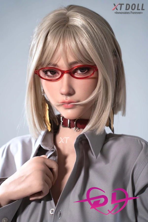 Luna 綺麗系 ラブドール 魅力的