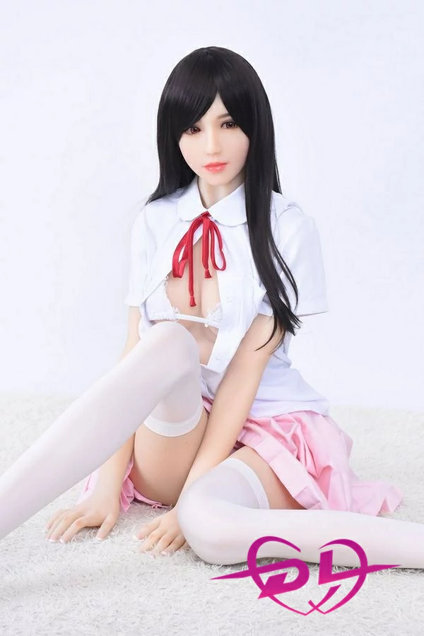 清楚制服系ラブドール  写真 集 おすすめ