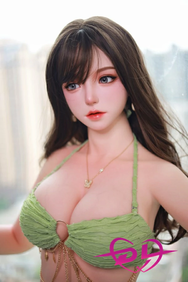 等身 大  绿月