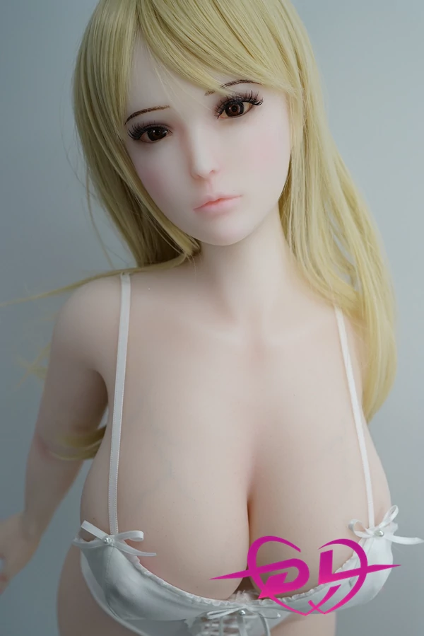 Mai 100cm J-cup  超 巨大 おっぱい シリコン ドール Piper Doll 小型高級巨乳ダッチワイフ