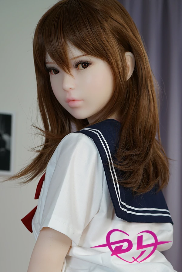 Phoebe 130cm F-cup シリコン製 Piper Doll 美人ダッチワイフ