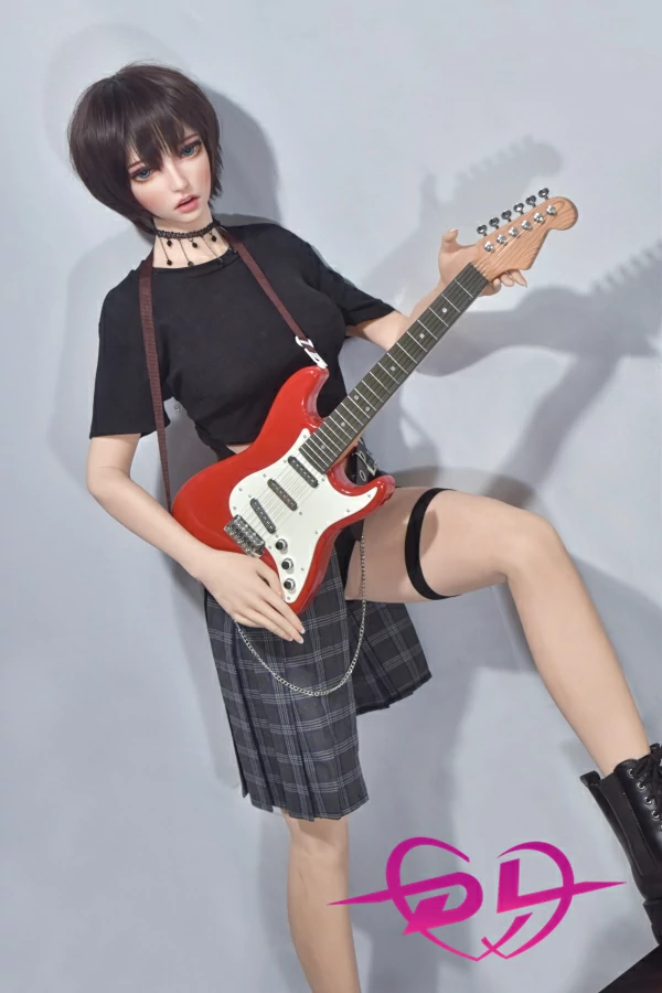 ラブドール 写真 夏木薰