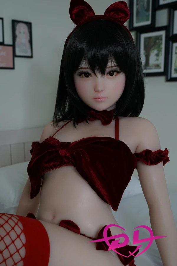 AIKA 130cm B-Cup シリコン製 Piper Doll セックスな美少女リアルドール