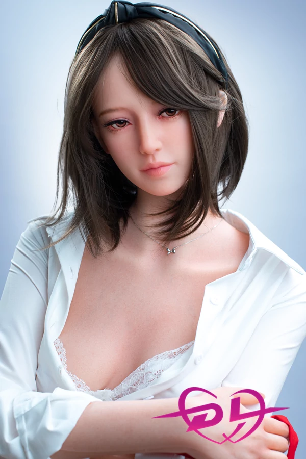Carina163cm 絶品な美女ラブドール シリコン製 B-cup xycolo doll