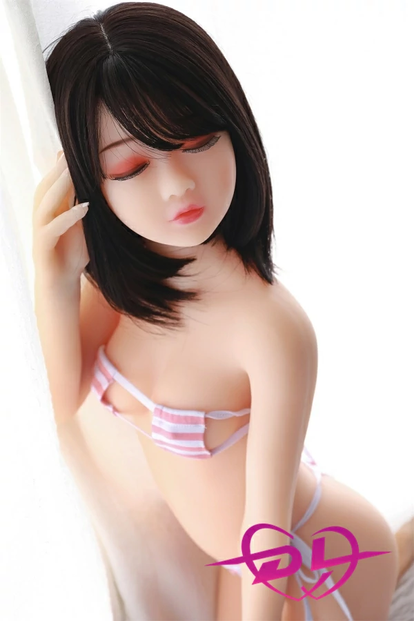 ラブドール 会社 幼い系閉じ目ラブドール