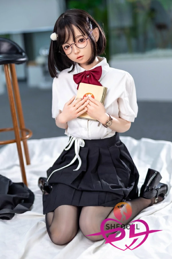 制服系ラブドール 洛小夕