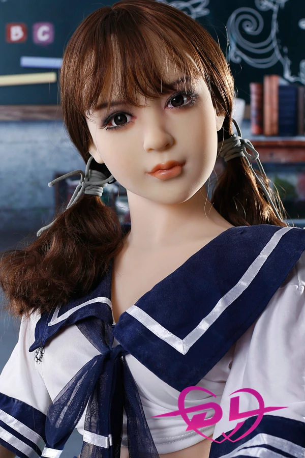 千爱チアイ 145cm QitaDoll#8 TPE製 従順タイプのラブドール 制服系ロリドール