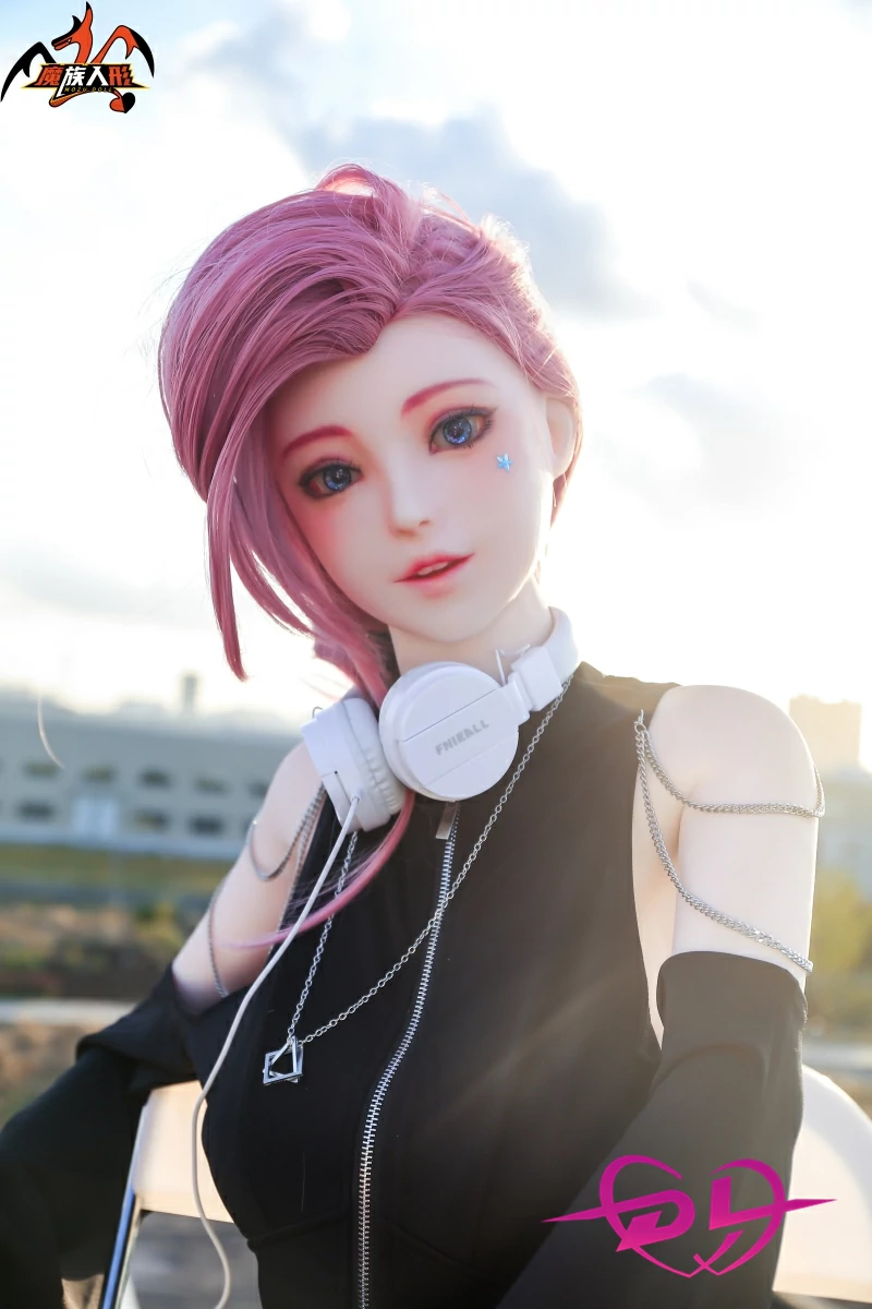 美南 恵  ラブドール