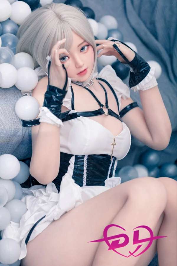 童顔ラブドール 銀髪 铃兰 Convallaria