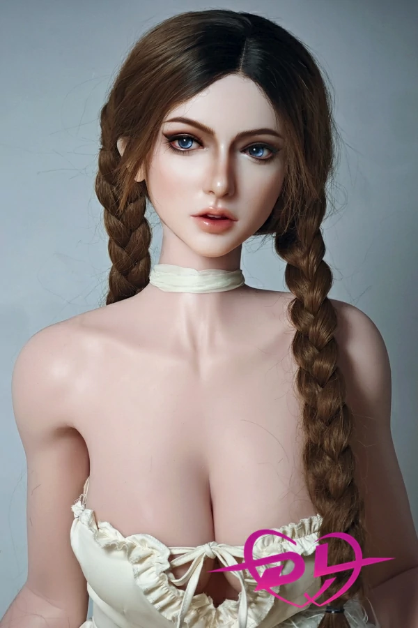 ラブドール Kat Baccarin