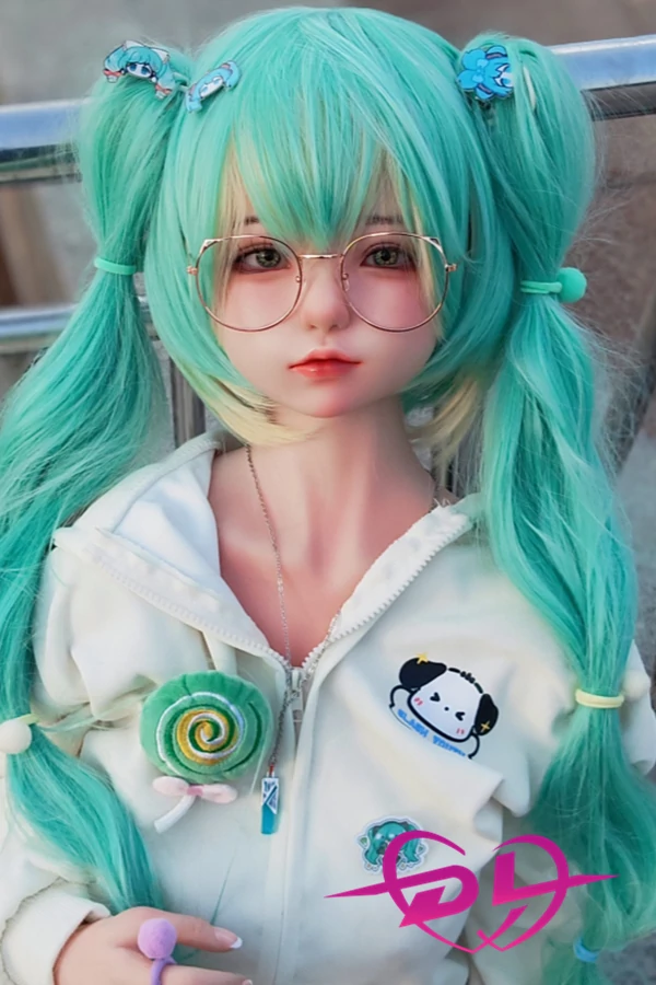 艾琳 SHEDOLL 148cm D-cup リアル ドール 可愛い 緑髪 コスプレ ダッチワイフ 人形 等身大 の ラブドール 最新 sexdoll（掲載写真の素材はフルシリコです）
